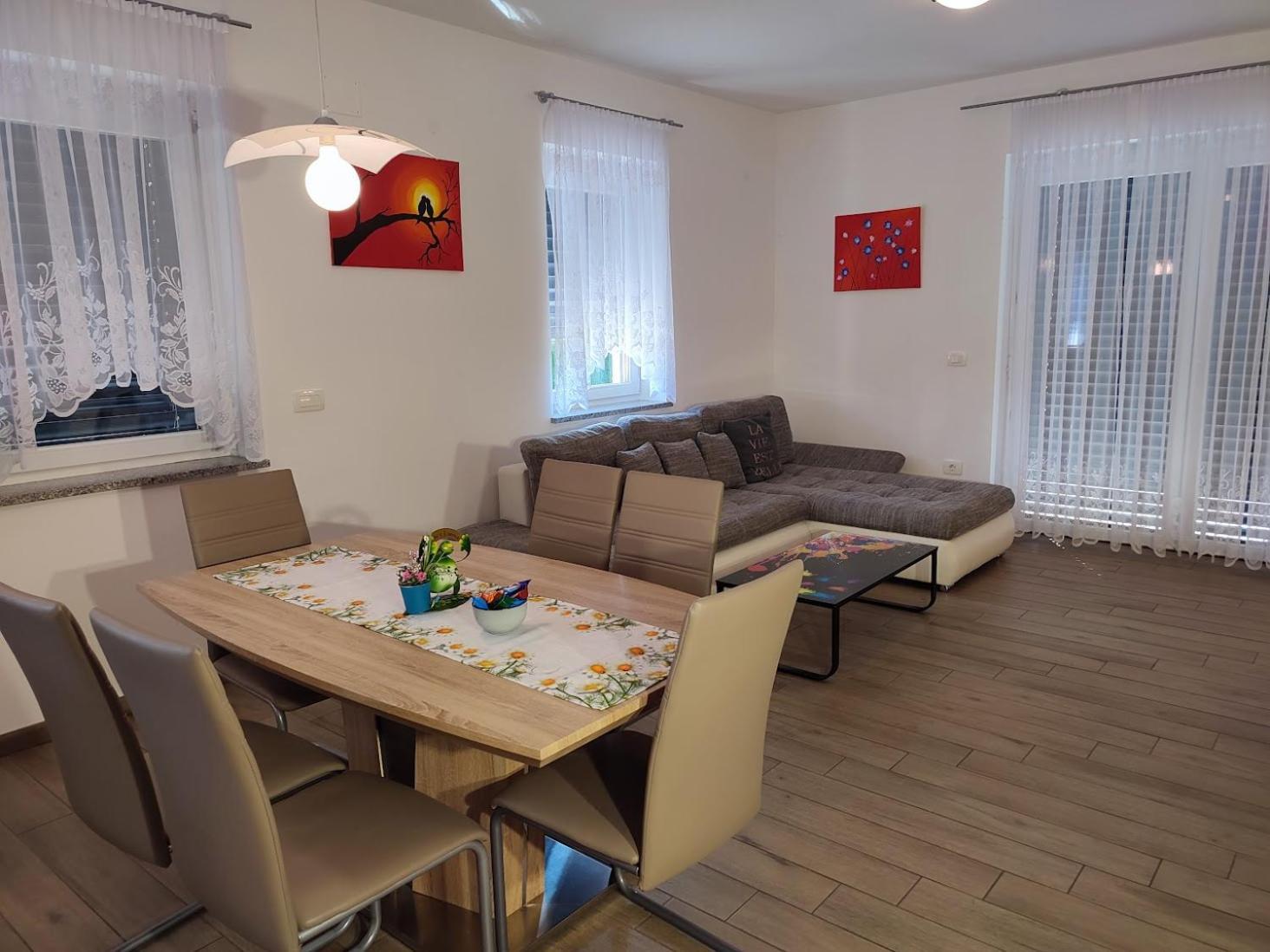 Apartments And Wellness Jelovca Radovljica Esterno foto